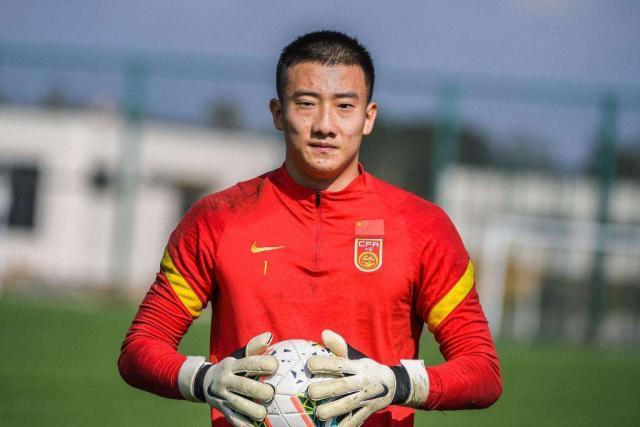 J9九游会官网-国足14初哥跨度11岁遍布老青中少 超越高洪波纪录