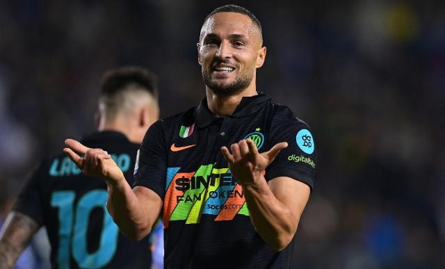 1635384238986085341.jpg VYcNaM5C.jpg